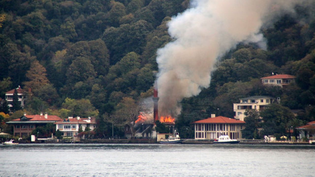 Başsavcılık'tan Vaniköy Camii yangınına ilişkin açıklama