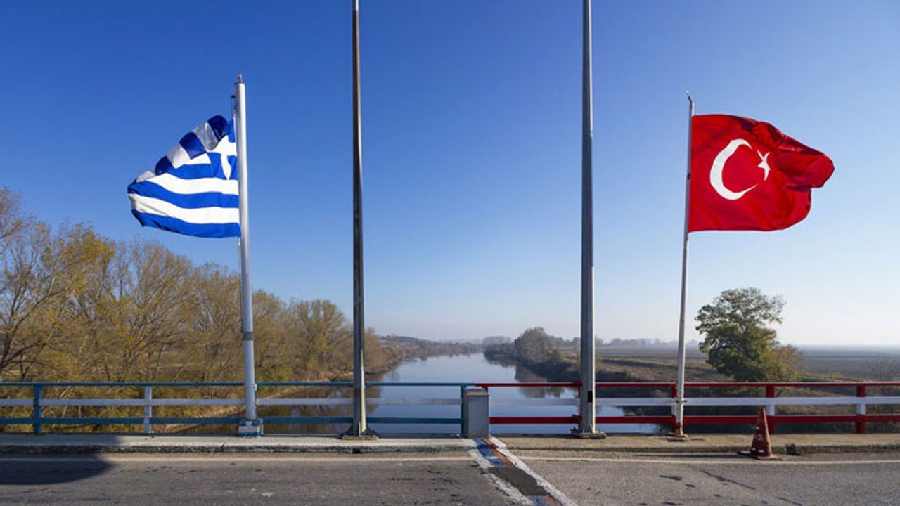 Yunanistan sınırında 6 KHK’lı gözaltına alındı