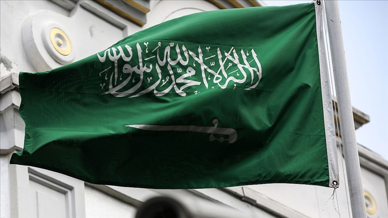 Suudi Arabistan’da yolsuzluk soruşturması: 241 kişi gözaltına alındı