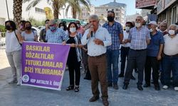 Antalya'da HDP'ye saldırı protesto edildi