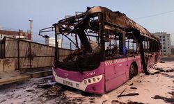 İstanbul Başakşehir’de İETT otobüsü yandı