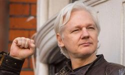 Ekvador, Julian Assange'ı vatandaşlıktan çıkardı
