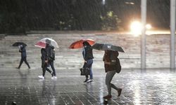 Meteoroloji, İstanbul ve Karadeniz için sağanak uyarısında bulundu