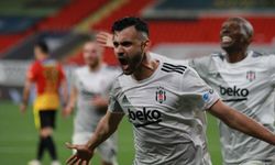 Beşiktaş'ın anlaşmaya sağladığı Rachid Ghezzal, yarın İstanbul'a geliyor