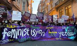 Feminist Gece Yürüyüşü'ne katılan 17 kadın hakkında 8 yıla kadar hapis istemi