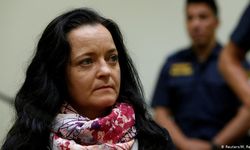 NSU davasında Beate Zschäpe'ye verilen müebbet hapis cezası onandı