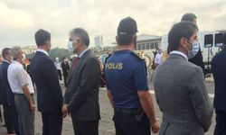 CHP İlçe Başkanı'ndan 30 Ağustos töreninde Erdoğan'a protesto