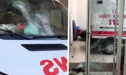 Ambulans gelmeyince 112 istasyonuna saldırdı