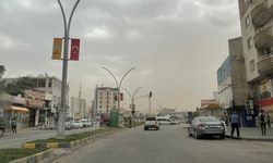 Şırnak'ta kum fırtınası: Ev ve işyerleri hasar gördü