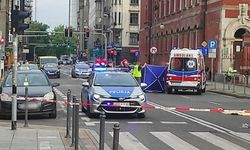 Polonya'da otobüs şoförü kavga edenleri ezdi