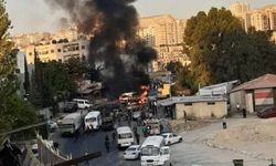 Suriye’nin başkenti Şam’da askeri bir otobüste patlama meydana geldi
