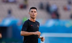 Portekizli yıldız futbolcu Ronaldo Manchester United'da transfer oldu