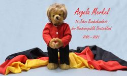 Merkel hatırası oyuncak ayı ürettiler