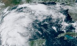 Meksika Körfezi’nde Nicholas Tropikal Fırtınası alarmı