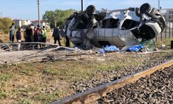 Tekirdağ'da yük treninin işçi servisine çarptığı kazada can kaybı 7'ye yükseldi