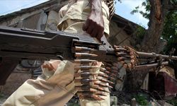 Gine'de askerler devlet televizyonundan darbe açıklaması yaptı