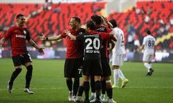 Süper Lig'in 8. haftasında Gaziantep, Altay'ı 4-1 mağlup etti