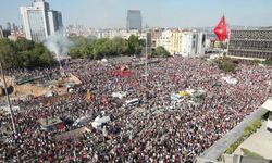 Sanatçılardan Gezi kararına tepki