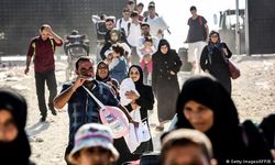 Middle East Eye: Suriyeliler yabancı düşmanlığı arttıkça Türkiye’den ayrılmayı tercih ediyor
