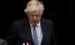 İngiltere Başbakanı Johnson güven tazeledi