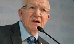 İstanbul Barosu Başkanı Kaboğlu: Siyasal ve fikir suçlusu kişilerin neredeyse tamamı, Anayasa’ya aykırı biçimde tutuklu