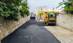 Ceyhan Belediyesi'nin yol çalışmaları devam ediyor