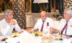 Marmaris Belediye Başkanı Oktay, Kıbrıs gazileriyle bir araya geldi