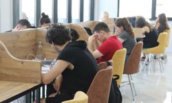 Öğrenciler ve sınava hazırlananlar Atakum Belediyesi kütüphanesinden memnun