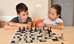 Tepebaşı'nda satranç kursları devam ediyor