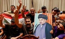 Irak'ta Sadr yanlıları Yeşil Bölge'deki meclisi bastı