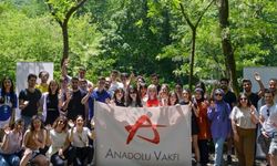Anadolu Vakfı'ndan gençlere 'burs' desteği