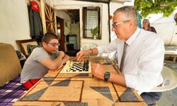 Başkan Arda, satranç sözünü tuttu