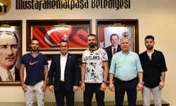 Bursa'da Mustafakemalpaşaspor sahaya indi