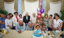 Kılıçdaroğlu, Gezi tutuklularının aileleriyle bir araya gelerek, doğum günlerini kutladı