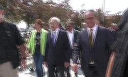 Kılıçdaroğlu, Maltepe'de Uluslararası Taş Heykel Sempozyumu için çalışmalar yapan heykeltraşları ziyaret etti