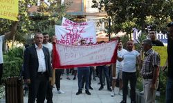 Manisa'da işten çıkarılan Serel işçilerinin eylemi sürüyor