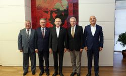 Ödemiş Belediye Başkanı Eriş, CHP Lideri Kemal Kılıçdaroğlu'nu ziyaret etti