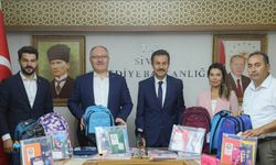 Sivas Belediyesi'nden okul çantası ve kırtasiye malzemesi