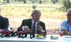 Yalova’da tarım sektörü temsilcileri ile buluşan Kılıçdaroğlu: Tarım Bakanlığı’nın yeniden yapılandırılması lazım. Bu tarım bakanlığı ile tarım işini çözemezsiniz