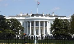 ABD'de Beyaz Saray'ın yakın çevresine yıldırım düşmesi sonucu 4 kişi yaralandı