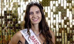 Miss England'a makyajsız katıldı: Finallere kaldı