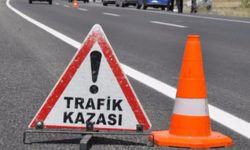 Bursa'da iki tır ve otobüsün karıştığı kazada 2 kişi öldü, 4 kişi yaralandı