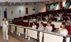 İzmir Çiğli'de 'kadın-erkek eşitliği'ne destek
