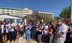 İzmir’deki üniversite hastanelerinde görevli asistan hekimler iş bıraktı: Emeğimiz sömürülüyor