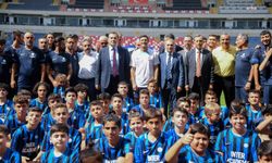 Yenişehir Belediyesi, Javier Zanetti'yi çocuklarla buluşturdu