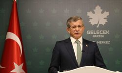 Davutoğlu'ndan Erdoğan'a başörtüsü tepkisi: Pirus zaferi kazanmaya kalkmayın