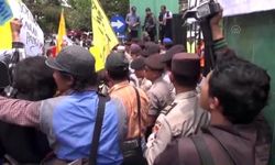 Endonezya insan kaçakçılarının Myanmar'a götürdüğü 20 vatandaşını kurtarmaya çalışıyor