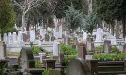 İstanbul'da mezar taşı ücretlerine zam geldi