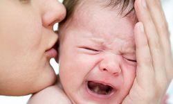Bilim insanları araştırdı: Ağlayan bebek en kolay nasıl susturulur?