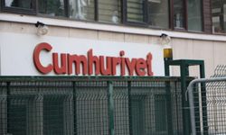 Cumhuriyet Gazetesi davasında Yargıtay mahkumiyet kararlarını usulen bozdu